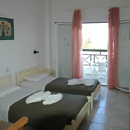 Hotel Nikis 2*
